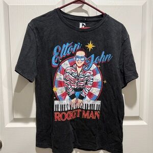 NWT Black Elton John Graphic T-Shirt